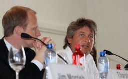 Rob van Kranenburg and Thorsten Staake  